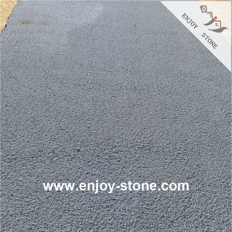 Natural Black/Grey Basalt Slabs Bush Hammered Tile