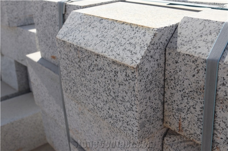 Natanz White Granite Flamed Kerbstone