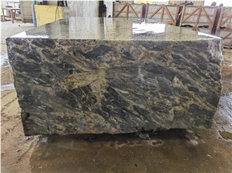 JUPARANA GOLD Granite Tiles
