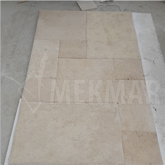 Classic Pillowed Travertine Pattern Set Tiles
