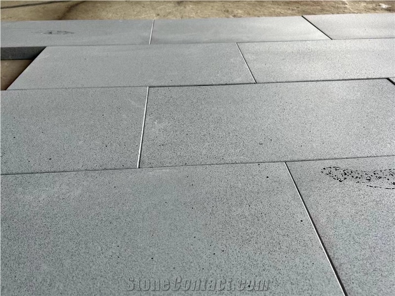 Hot Sale Hainan Black Basalt Slabs For Wall & Floor