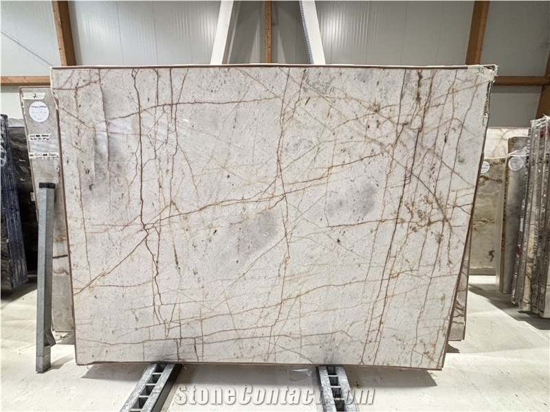 Cristallo Imperiale Vena Oro Quartzite Slabs