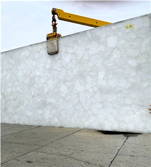White Quartz Semiprecious Stone Tiles & Slabs