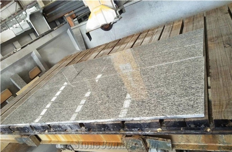 Solar White Granite Slabs, Wall Tiles