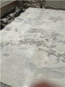 Imperial Picasso White Marble Slabs