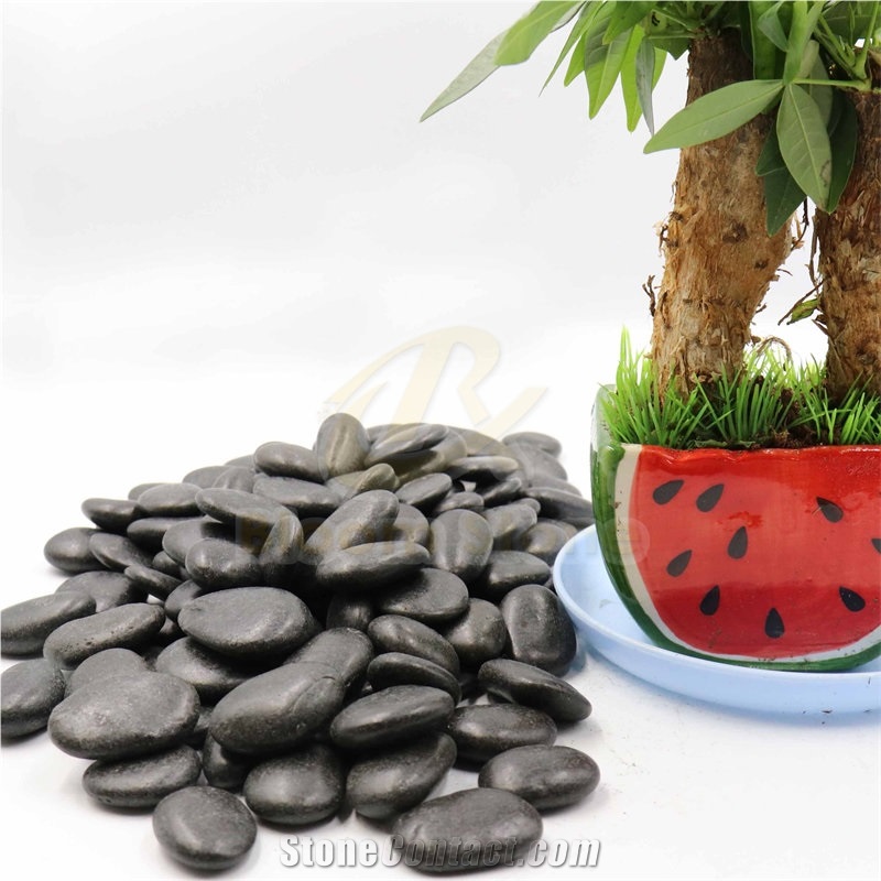Polished River Pebble Stone Black Pebble For Garden