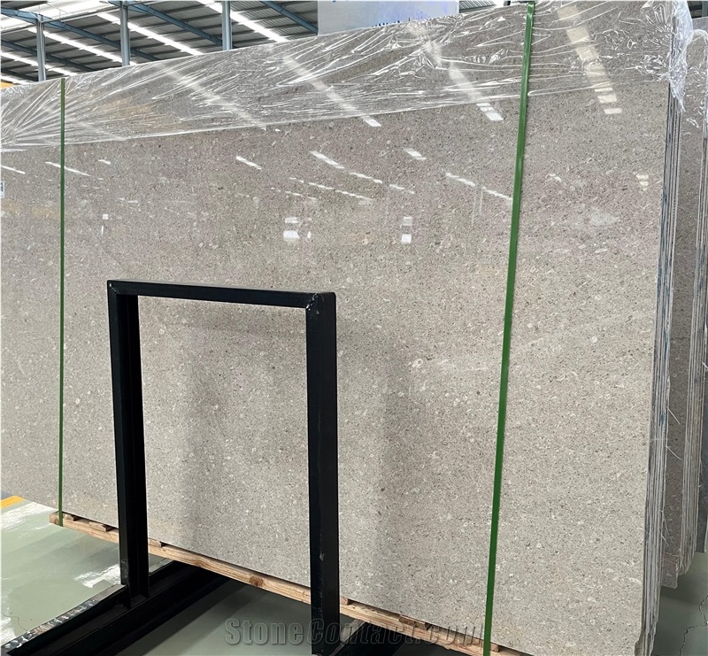 Fiorito Classico Limestone  Slabs