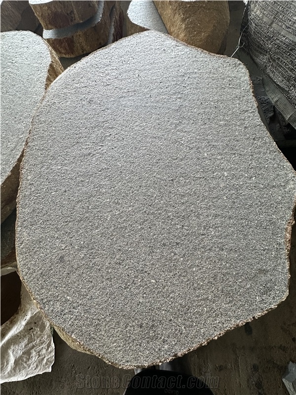 Granite Garden Stepping Stone- Flamed Surface With Natural Cover