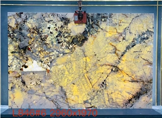 Supply Natural  Transparent Patagonia Quartzite Slabs