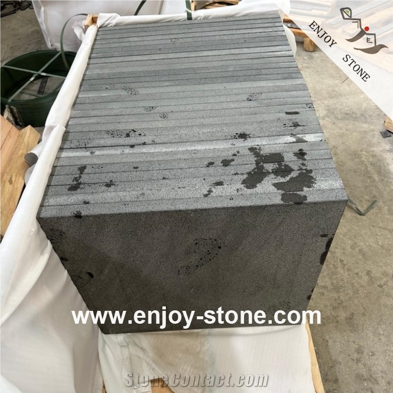 Sawn Catspaws Black Basalt Tiles For Wall/Flooring