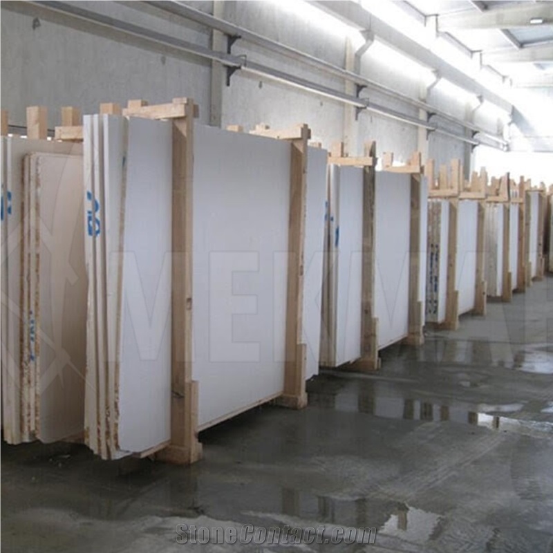 Classic Limestone  Slabs