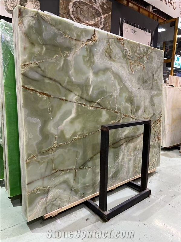 Hot Sales Natural Luxury Green Onyx Slabs And Tile