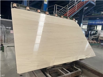 Creme Sintra Limestone Slabs  Classico Beige Stone Tile