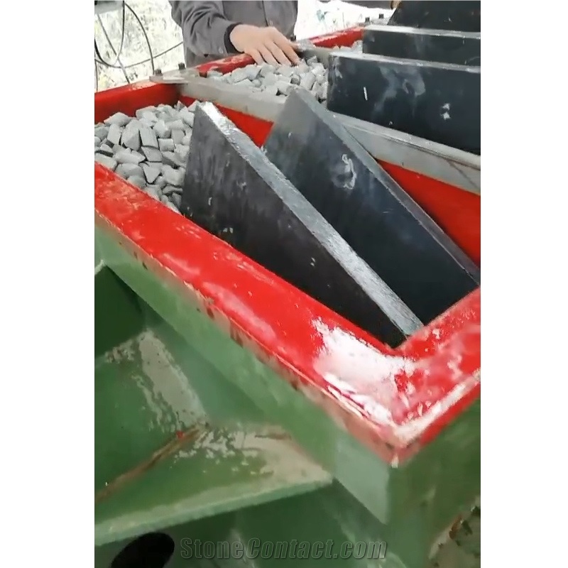 T1800- T2800 Vibratory Finishing Machine (Linear Type)