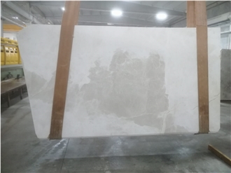 Vanilla Ice Cloudy Polished Marble Slabs