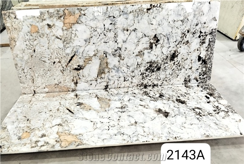 India Alaska White Granite Slabs Premium Quality