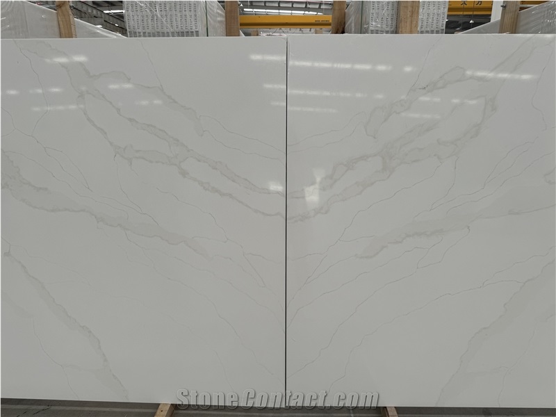 Hot Sale Bookmatched Calacatta Quartz Slabs