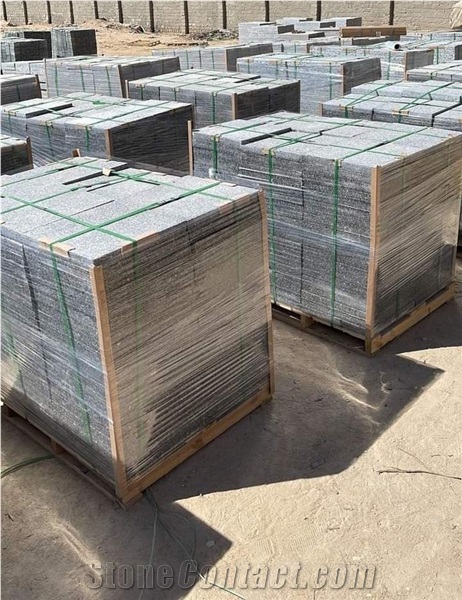 New Halayeb Granite Slabs