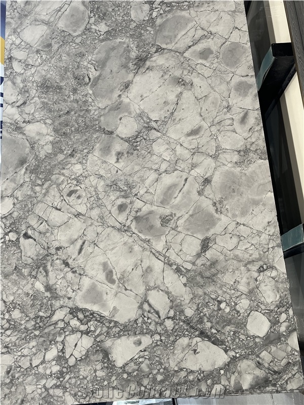 Brazillian Grey Super White Quartzite Wall Cladding Tiles