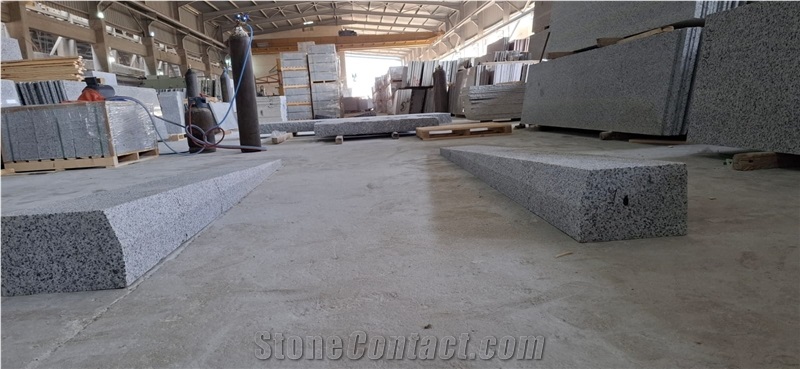 Granite Kerbstone