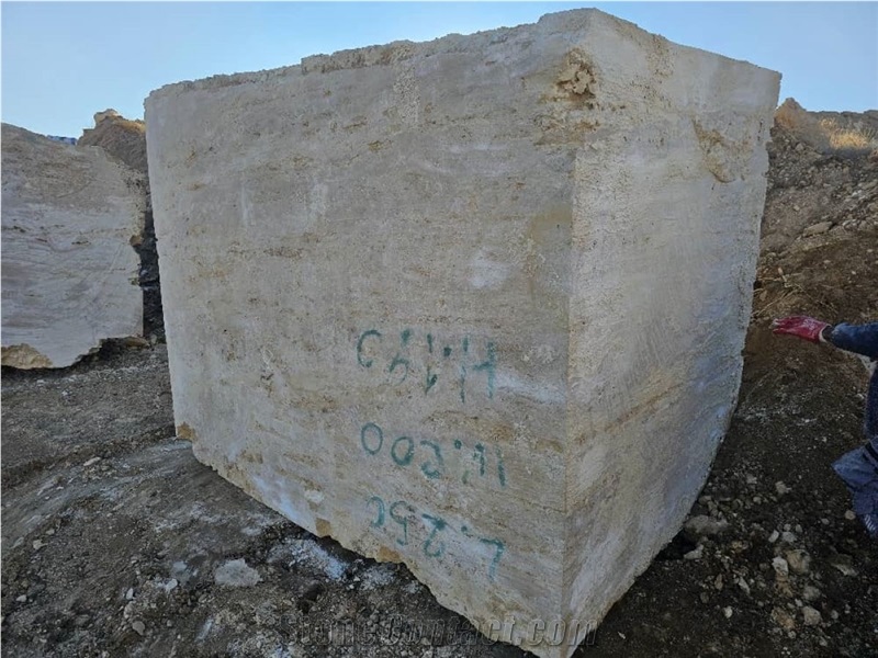 Light Beige Atashkooh Travertine Rough Block