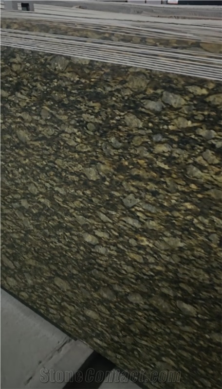Koliwada Beige Granite Slabs