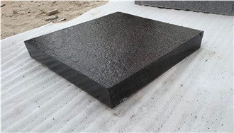 R Black Granite Slabs