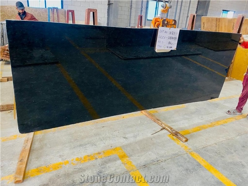 R Black Granite Slabs