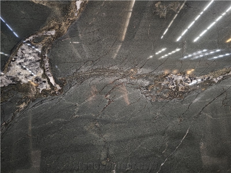 Isola Verde Marble Slabs For Kitchen Countertops