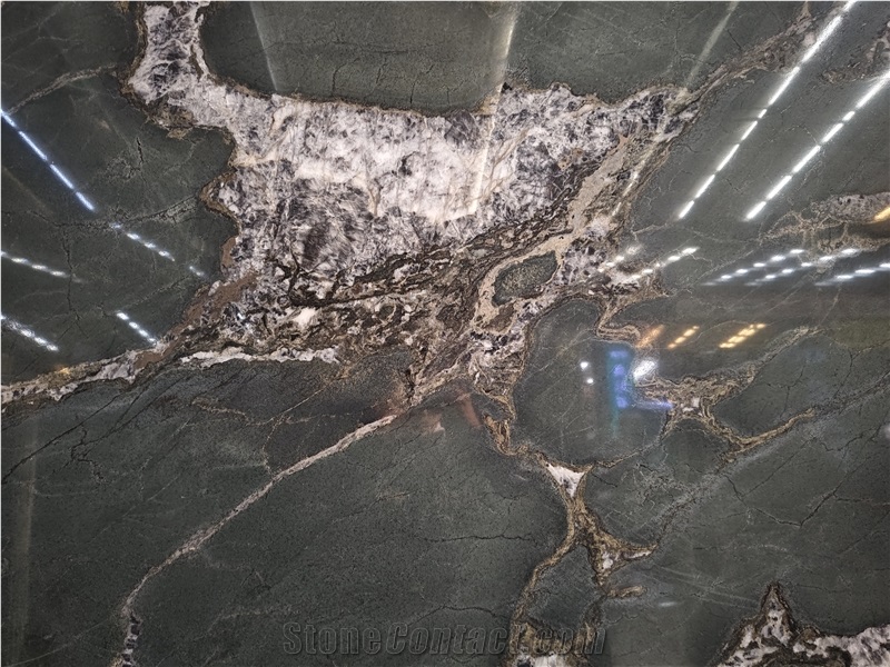 Isola Verde Marble Slabs For Kitchen Countertops