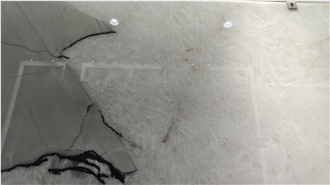 Laguna Crystal Quartzite Slabs For Accent Wall Decor
