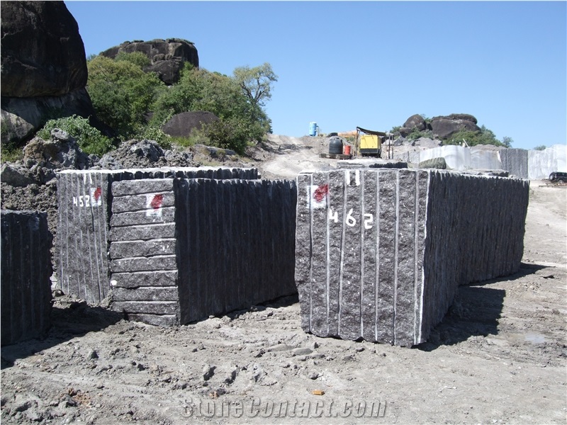 Marrom Cohiba Angola Brown Granite Blocks