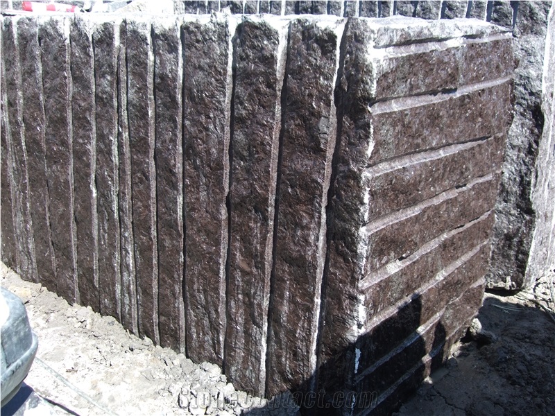 Marrom Cohiba Angola Brown Granite Blocks