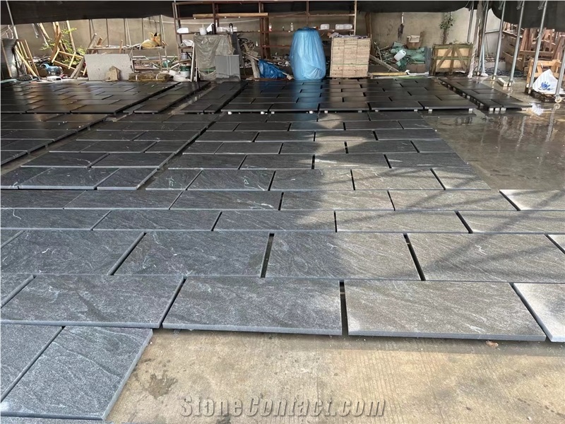 American Black  Granite Slabs