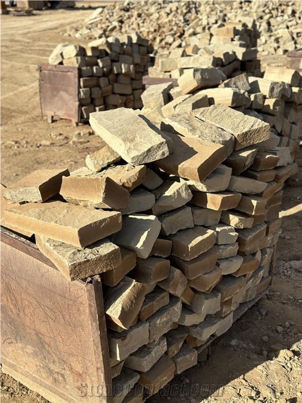 Atumun Blend Sandstone Sawn Top And Bottom Dry Wall Stone