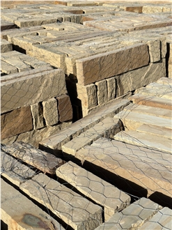 Atumun Blend Sandstone Sawn Top And Bottom Dry Wall Stone