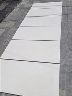 White Limestone Bianco Avorio Tiles