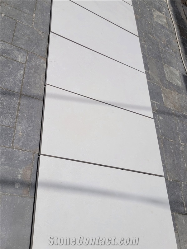 White Limestone Bianco Avorio Tiles