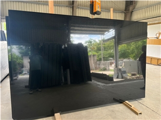 Absolute Black Premium Slabs