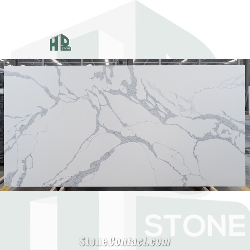 Polished Calacatta Quartz Slabs