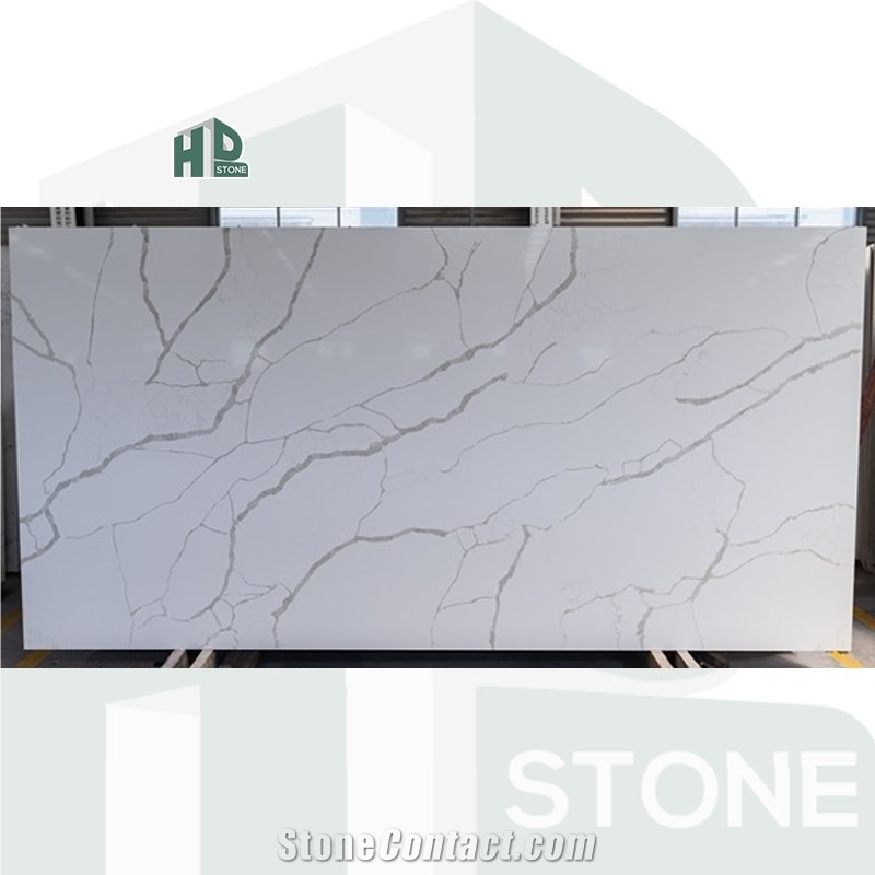 Polished Calacatta Quartz Slabs