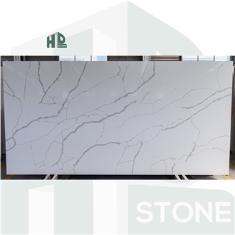 Polished Calacatta Quartz Slabs