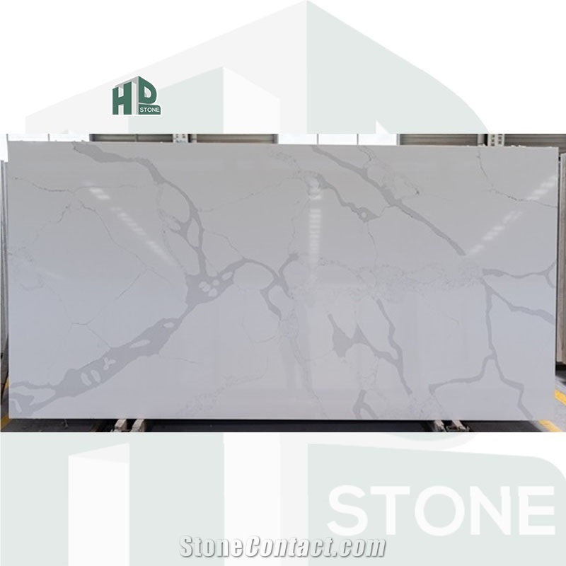 Polished Calacatta Quartz Slabs
