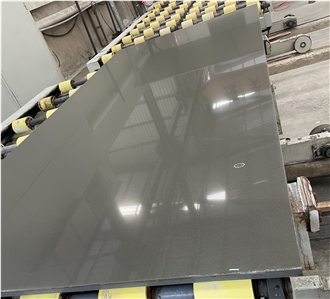 Dark Grey And Green  Quartz Slabs