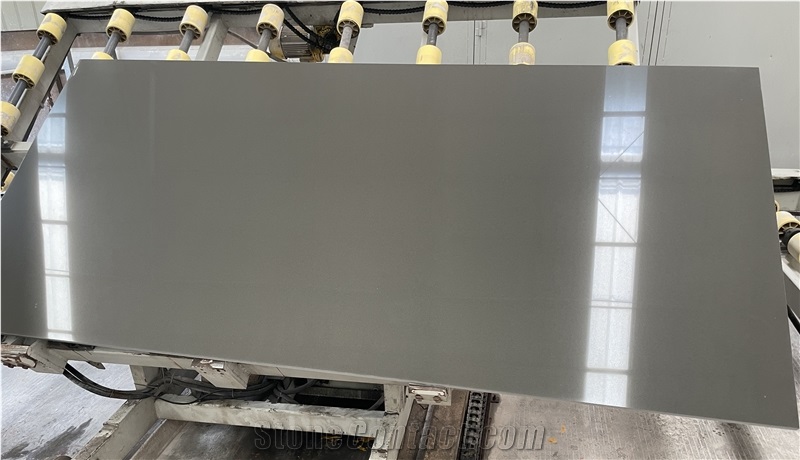 Dark Grey And Green  Quartz Slabs