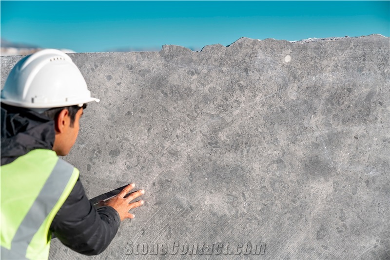 Tundra Grey Marble Blocks