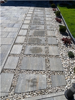 White Granite Pebble Stone