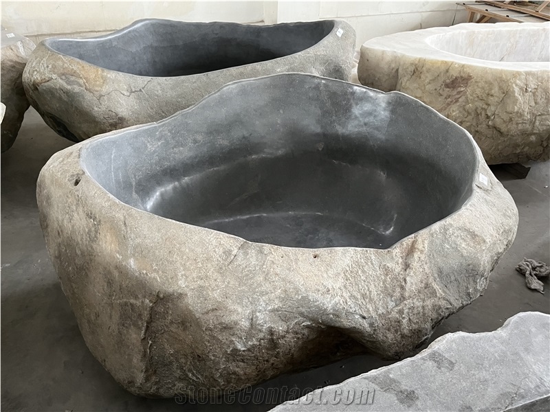 River Stone Bathtub