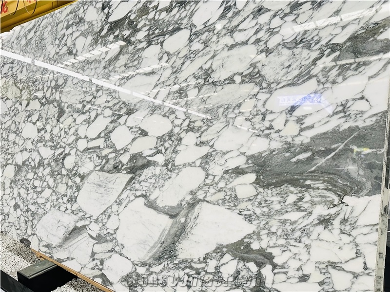 Arabescato Corchia Marble Slabs
