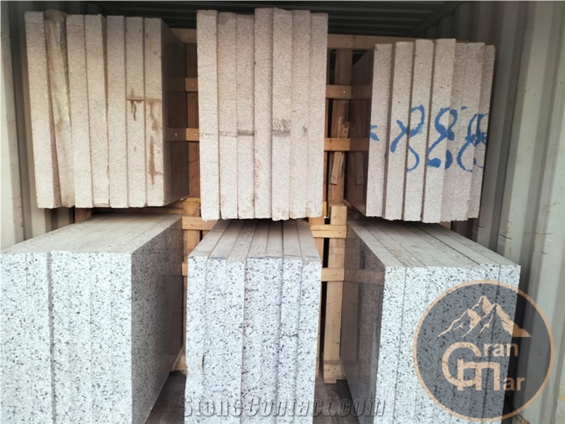 New Halayeb Granite Slabs